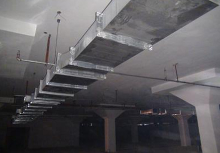不鏽鋼焊接風管加工廠地下室通風管道